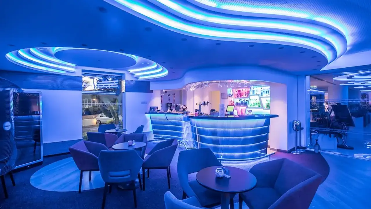 Vassos Nissi Plage Hotel & Spa