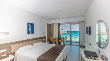 Vassos Nissi Plage Hotel & Spa