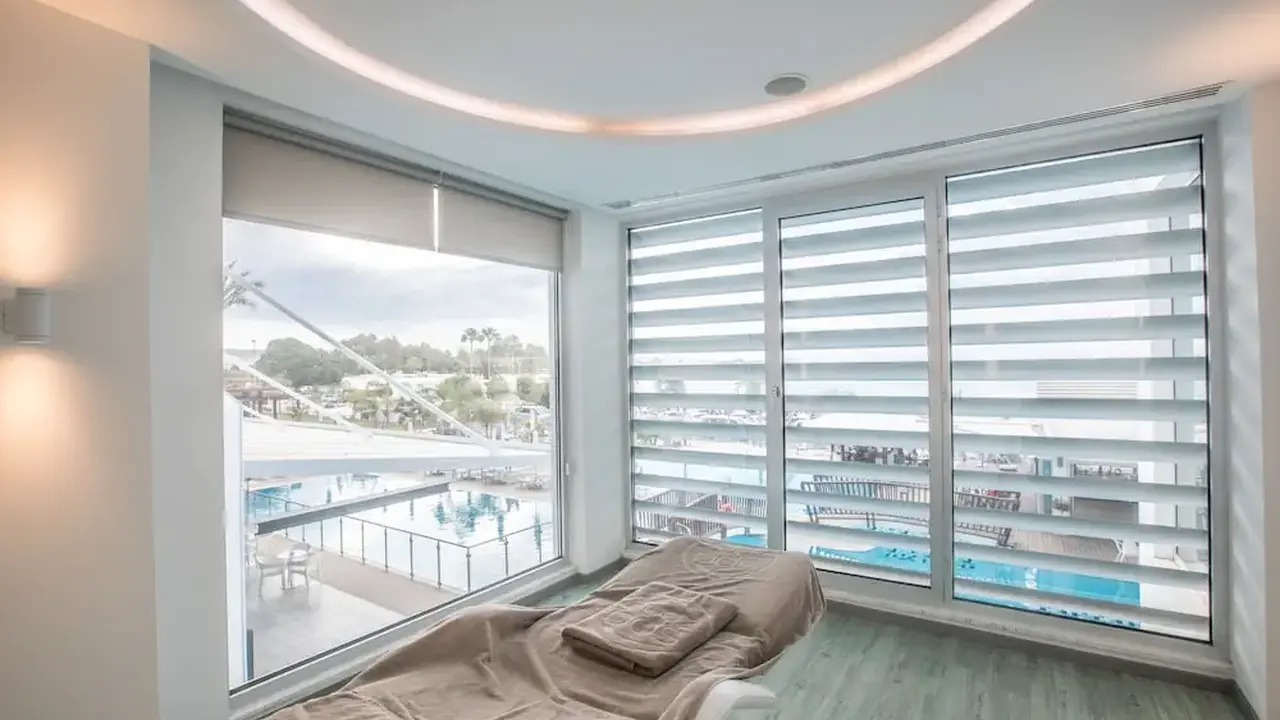 Vassos Nissi Plage Hotel & Spa