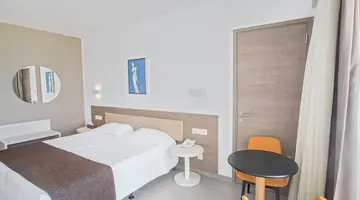 Vassos Nissi Plage Hotel & Spa