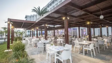Vassos Nissi Plage Hotel