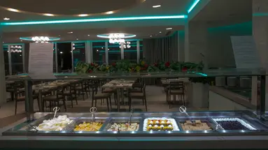 Vassos Nissi Plage Hotel
