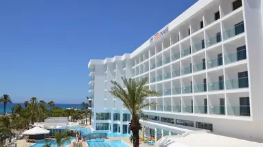 Vassos Nissi Plage