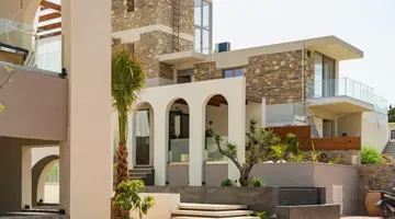 Vaya Suites