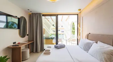 Vaya Suites