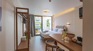 Vaya Suites