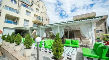Vechna-R Aparthotel