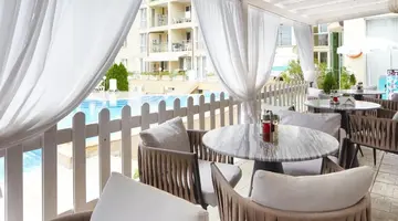 Vechna-R Aparthotel
