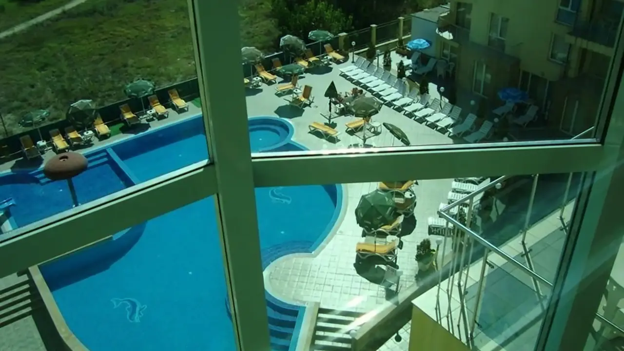 Vechna-R Aparthotel