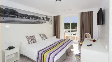 Venecia Paguera Hotel