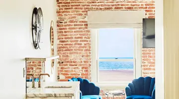 Venice V Hotel