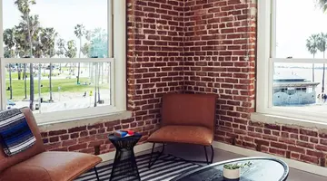 Venice V Hotel