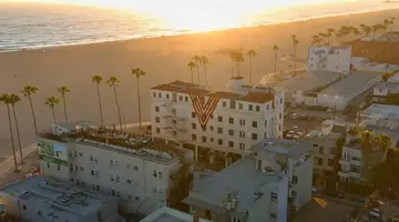 Venice V Hotel