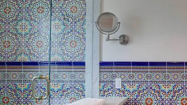 Venice V Hotel
