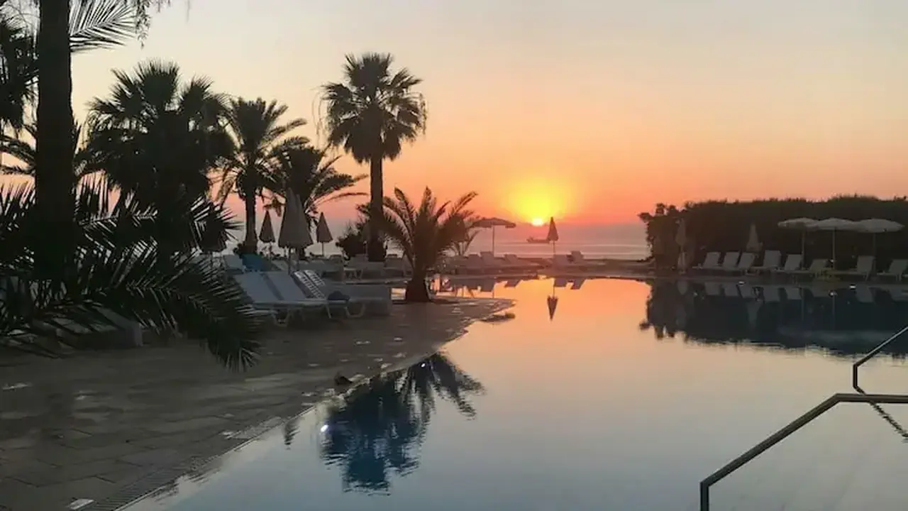 Venus Beach Hotel