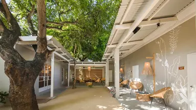 VERANDA TAMARIN HOTEL