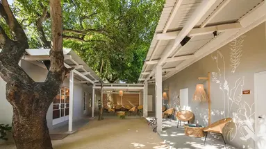 VERANDA TAMARIN HOTEL