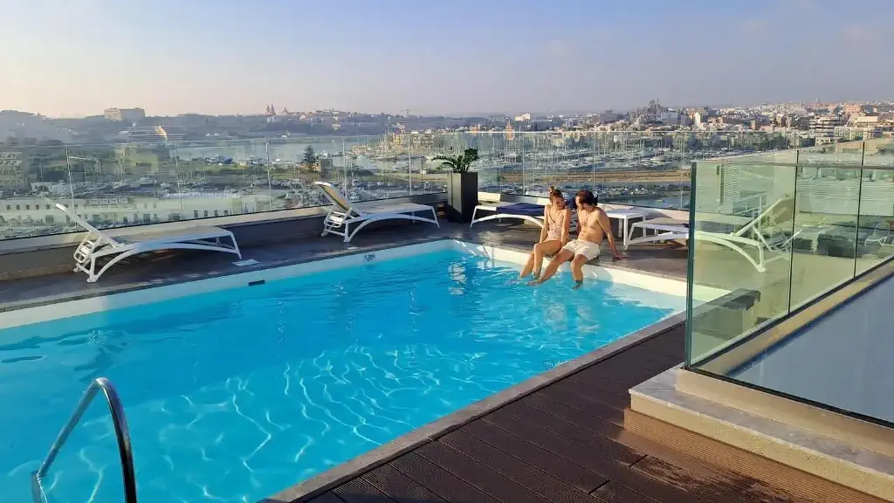 VERDI GZIRA PROMENADE