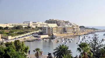 Verdi St Georges Bay Marina