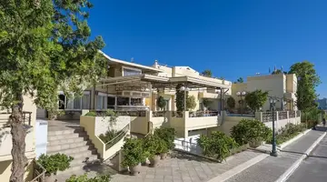 Veronica Apartments