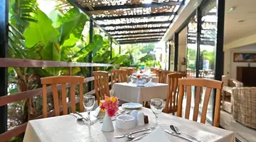 Veronica Hotel