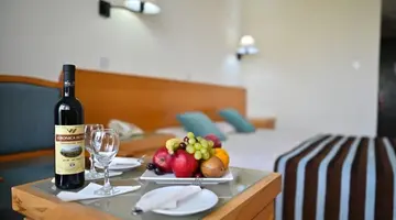Veronica Hotel