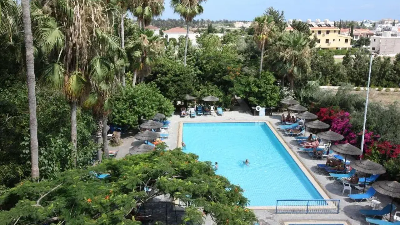 Veronica Hotel