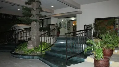 Veronica Hotel