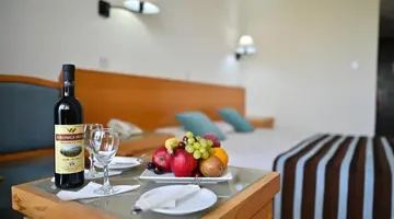 Veronica Hotel