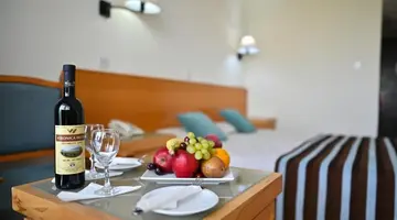 Veronica Hotel