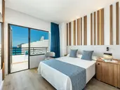 Vibra Beverly Playa