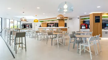 VIBRA BEVERLY PLAYA
