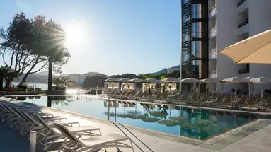 Vibra Beverly Playa