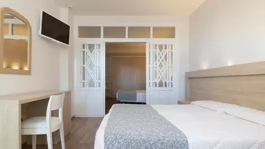 Vibra Beverly Playa
