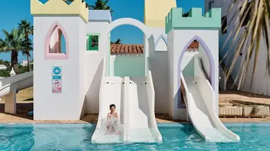 Vibra Blanc Cottage