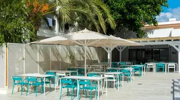 Vibra Cala Tarida Hotel