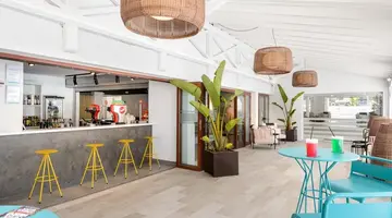 Vibra Cala Tarida Hotel