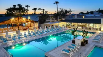 Vibra Cala Tarida Hotel