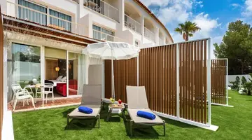 Vibra Cala Tarida Hotel