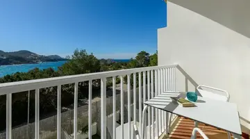 Vibra Cala Tarida Hotel