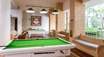 Victoria Beachcomber Resort & Spa 4