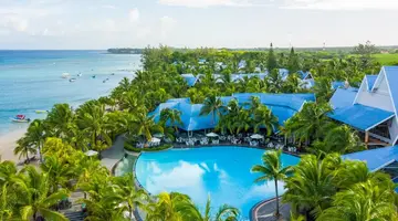 Victoria Beachcomber Resort & Spa 4