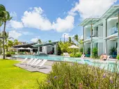 Victoria Beachcomber Resort & Spa 4