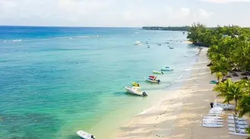 Victoria Beachcomber Resort & SPA