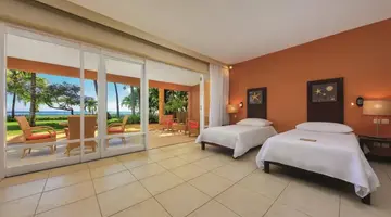 Victoria Beachcomber Resort & SPA