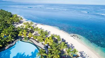 VICTORIA BEACHCOMBER RESORT & SPA