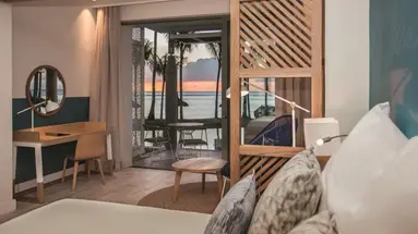 Victoria Beachcomber Resort & SPA