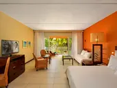 VICTORIA BEACHCOMBER RESORT & SPA