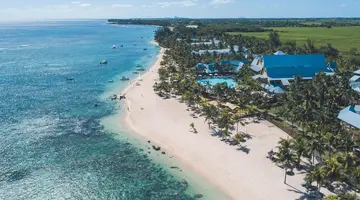 Victoria Beachcomber Resort & Spa