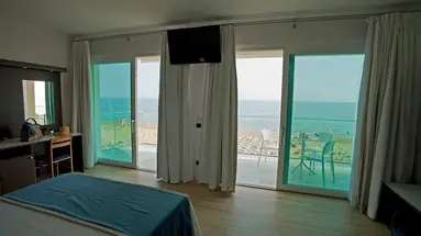 VIDI MIRAMARE & DELFINO